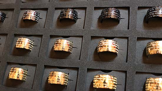 Ringe der Human Rights Collection von GILARDY Fine Jewellery (©Foto:Martin Schmitz)